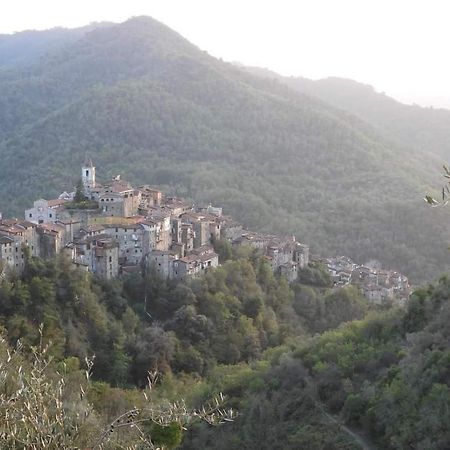 Villa Nostro Rifugio Apricale Esterno foto